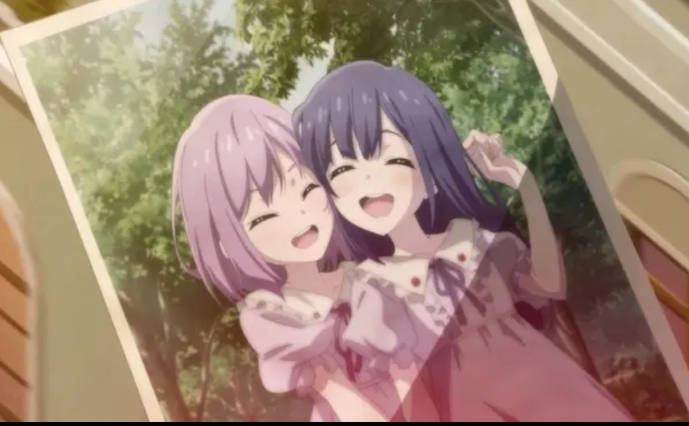 右瑟琳娜和左艾丝戴儿