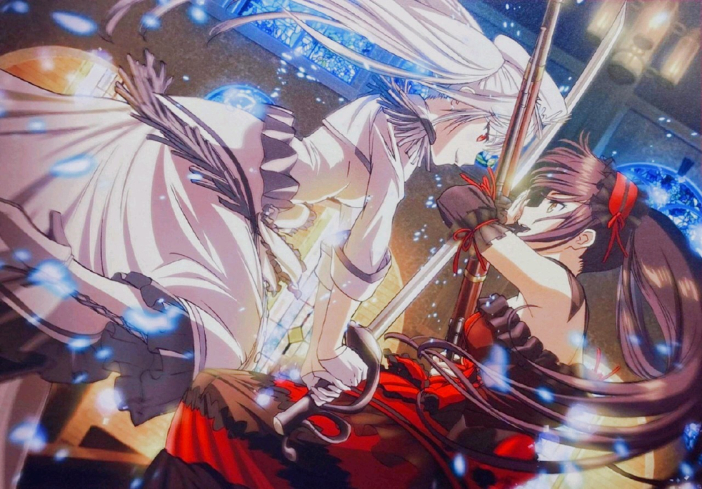 山打纱和（左）