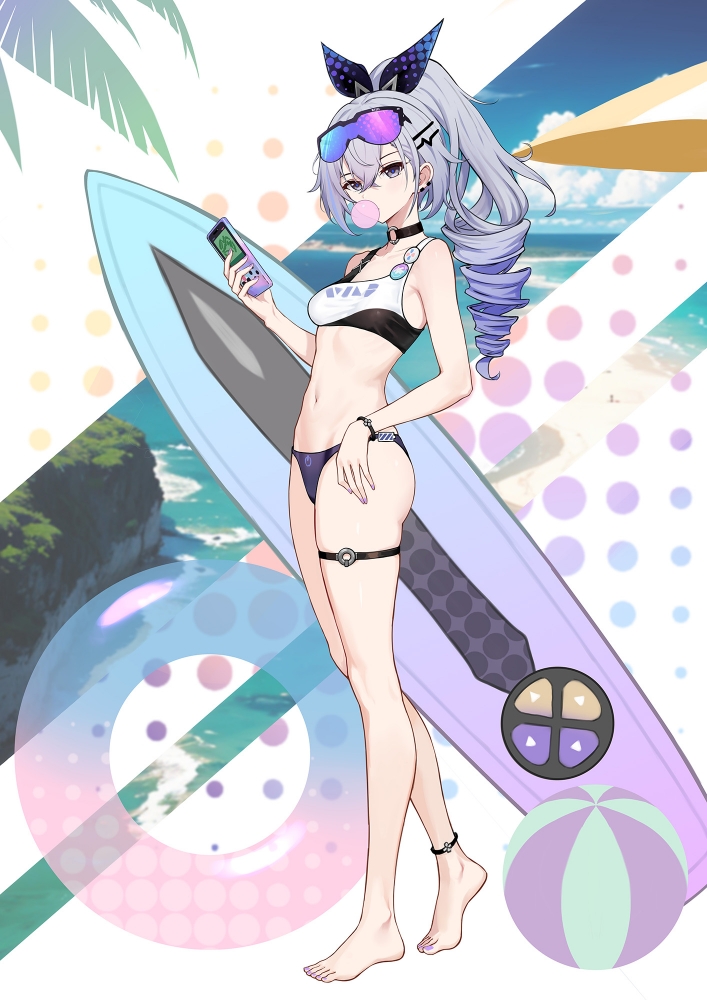 泳装银狼