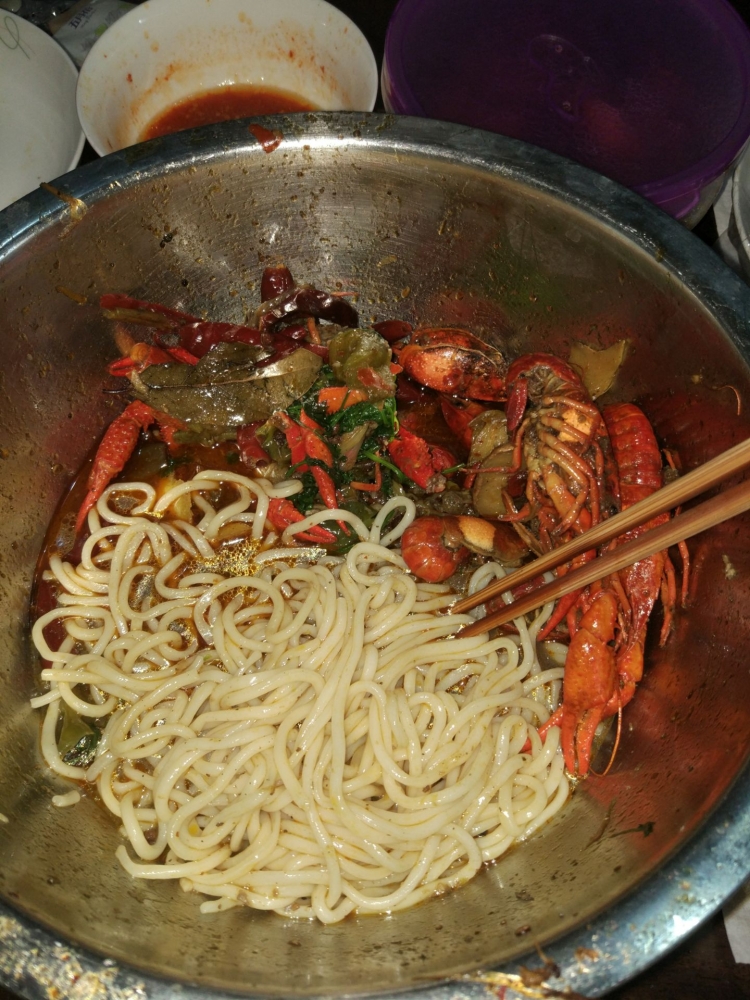 龙虾焖面