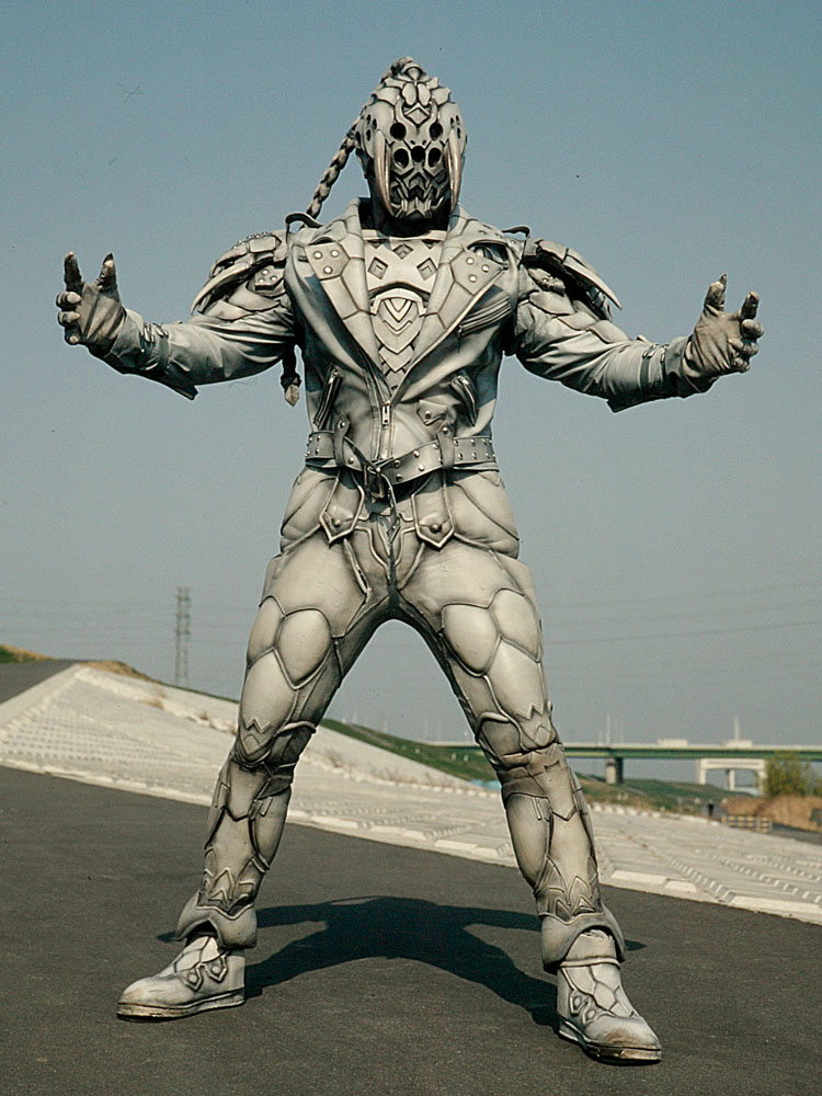 蛇奥菲以诺（海堂）