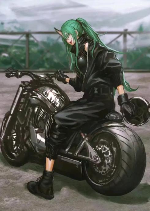 【鬼姐骑摩托】