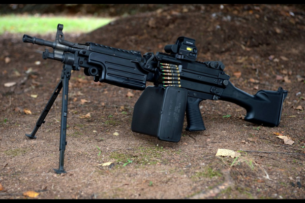 M249轻机枪