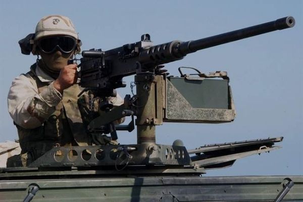 勃朗宁M2重机枪