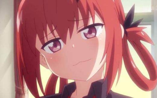 恶魔和善的微笑