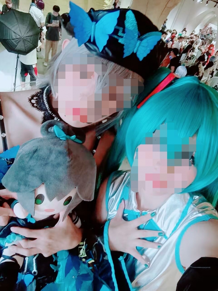 洛天依and初音（）