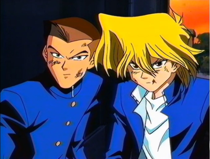 本田和城之内（左到右