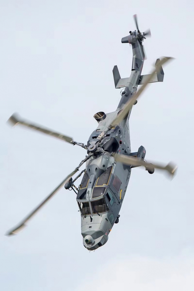 “山猫”武装直升机