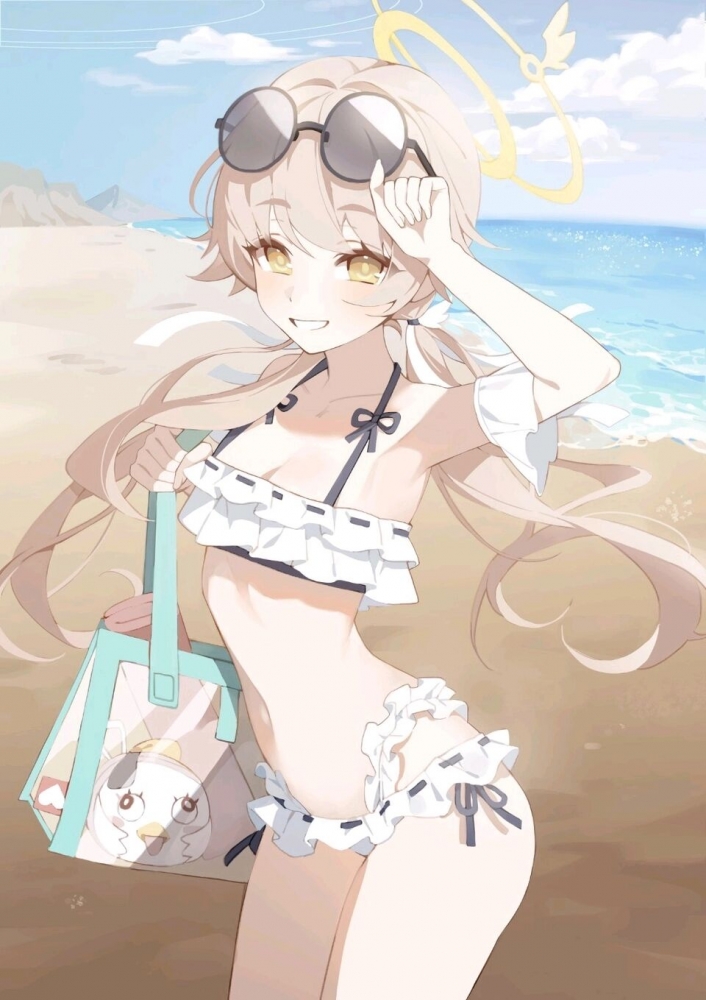 泳装浮士德