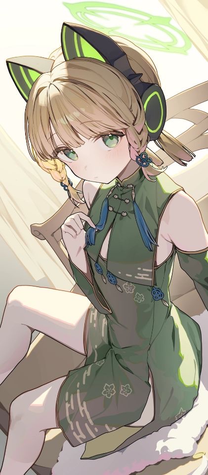 小绿（旗袍版）