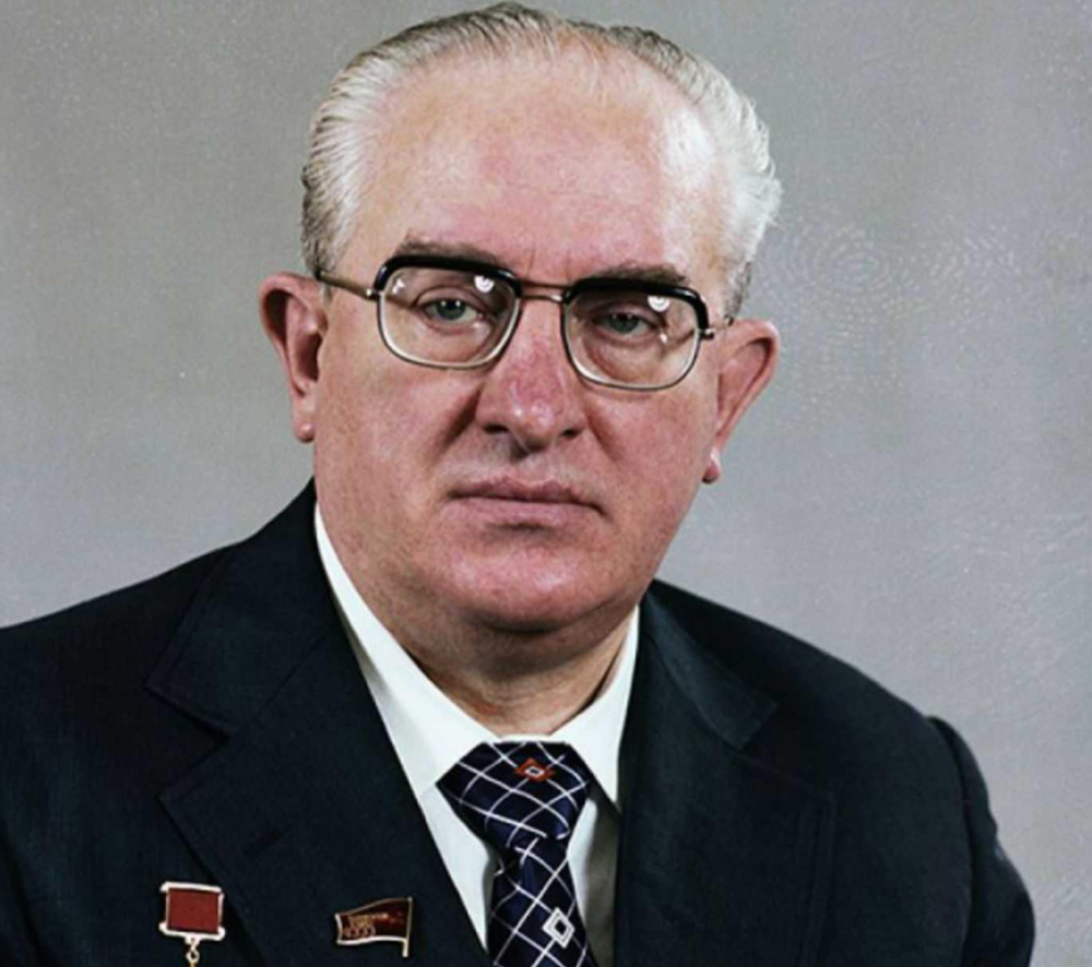 能坦坦荡荡见自己吗