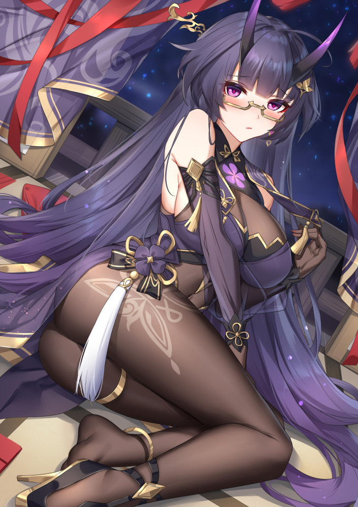 来张芽衣的美图