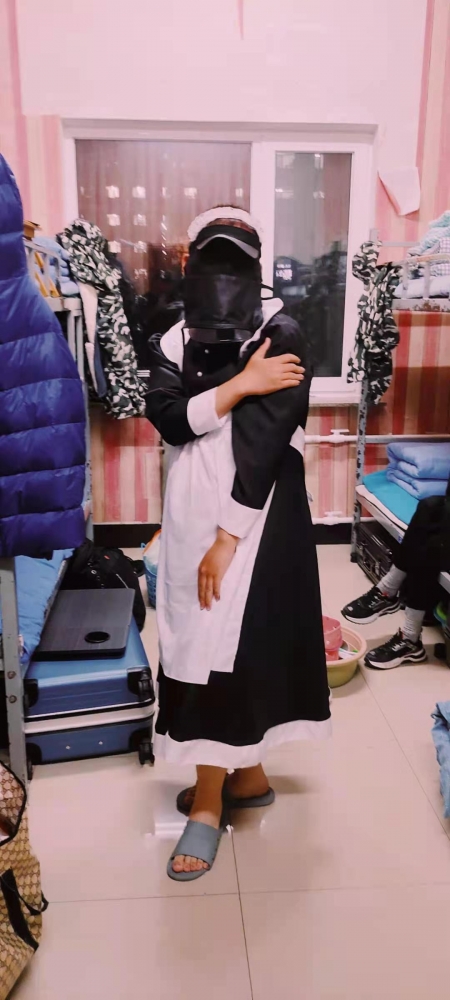 博世の女仆装