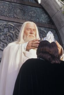 老者请参考这个形象