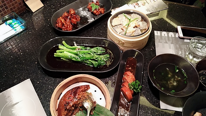 老爸说少吃色素食品？