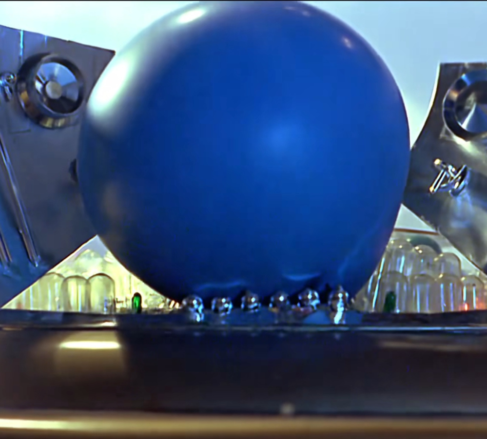 杰顿星人的高科技气球