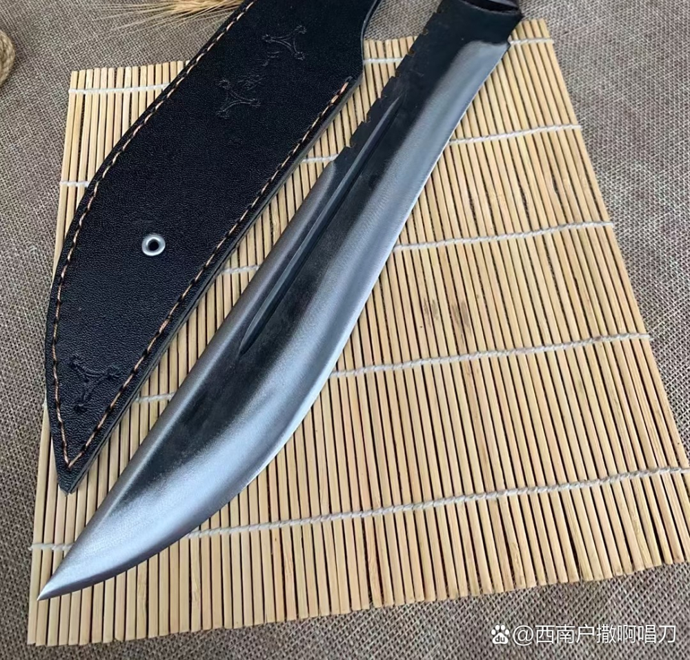 完现术主体斩月刀刃