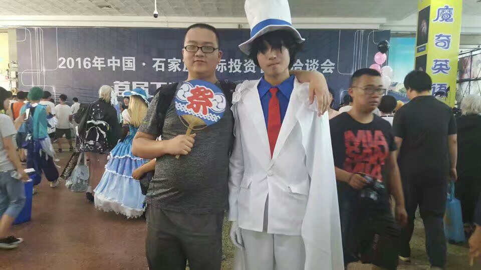 猜猜那个是作者