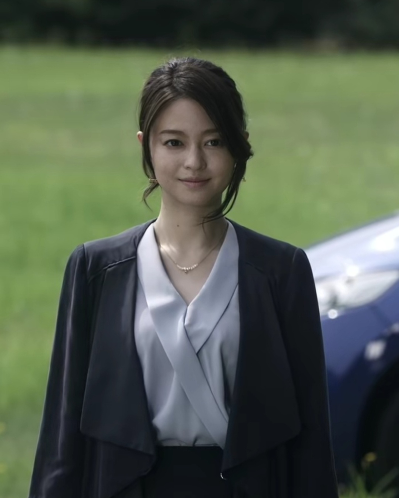 牢贝也是风韵犹存