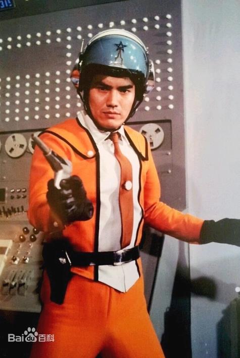 来了，我们的奥特曼