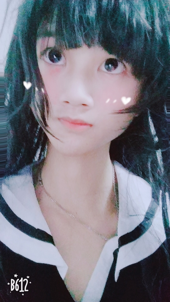 就戴了一个假发
