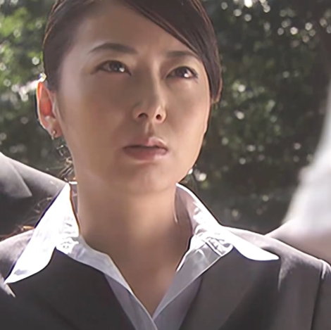 首藤沙耶