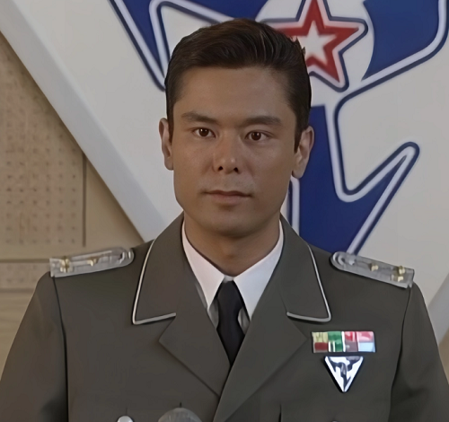 何志参谋