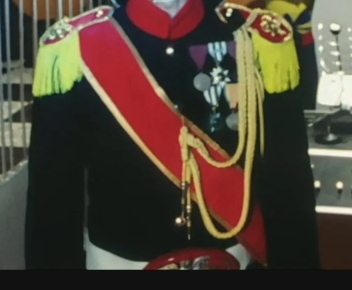 腑破十藏的服装