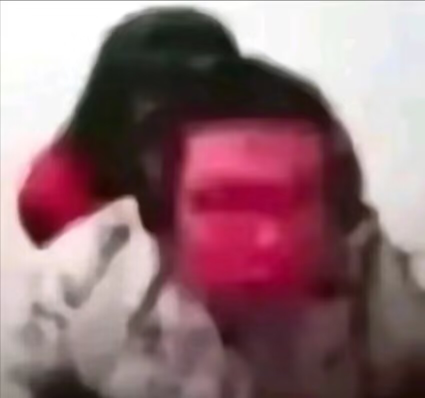 你脸怎么红了
