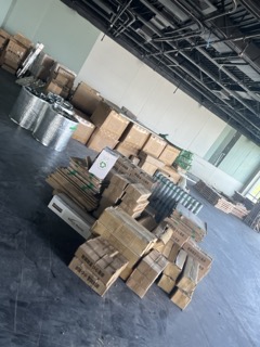 三楼哦，从一楼搬到三