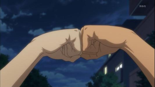 碰拳