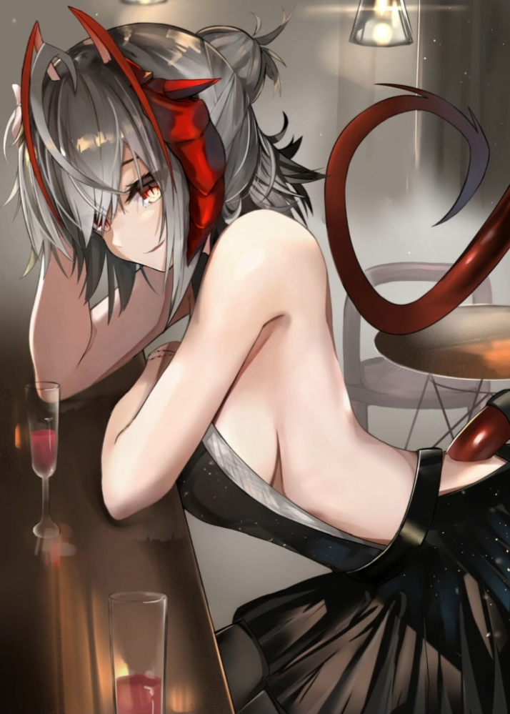 礼服蟑螂